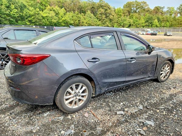 2014 MAZDA 3 Touring/GS