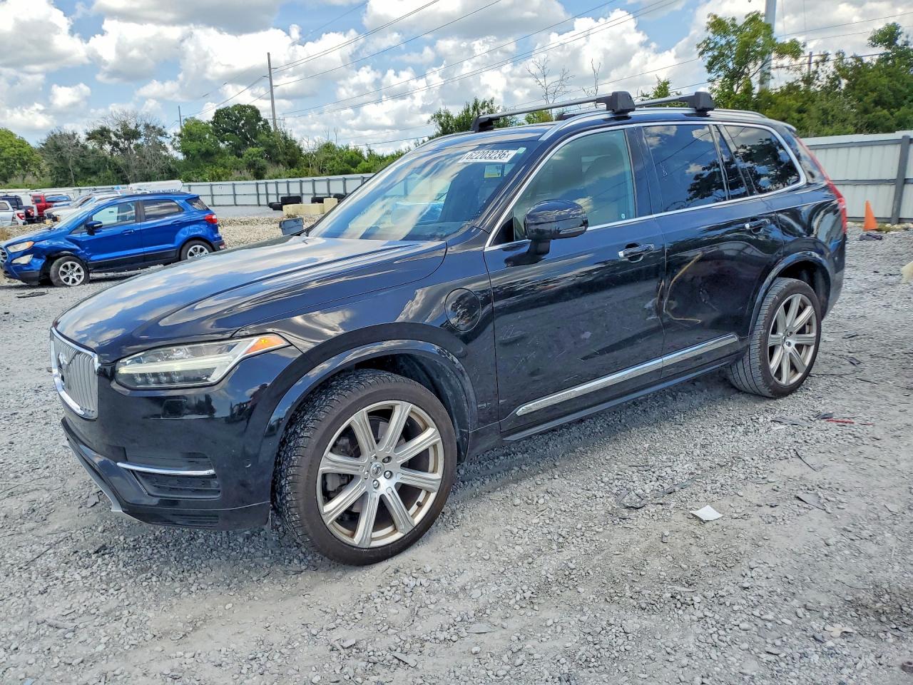 2017 VOLVO XC90 Inscription