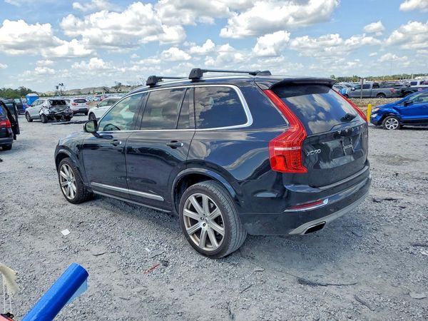 2017 VOLVO XC90 Inscription