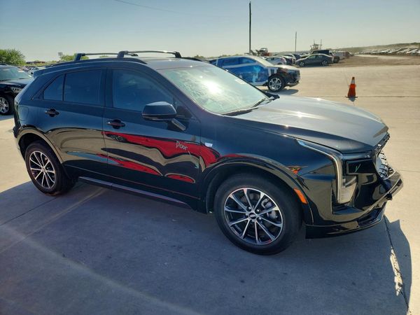 2024 CADILLAC XT4