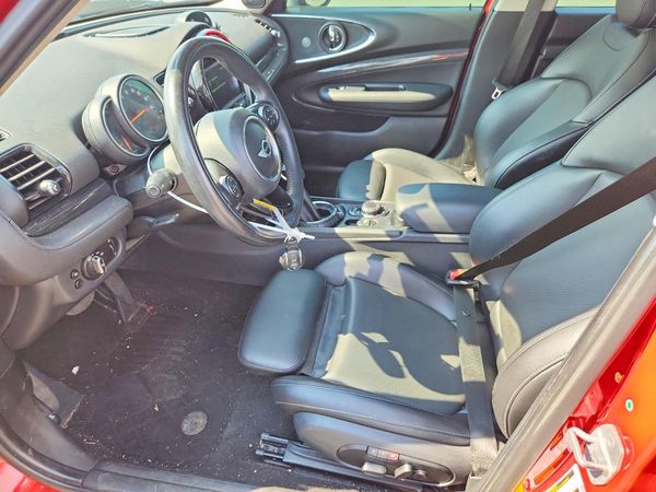 2017 MINI COOPER