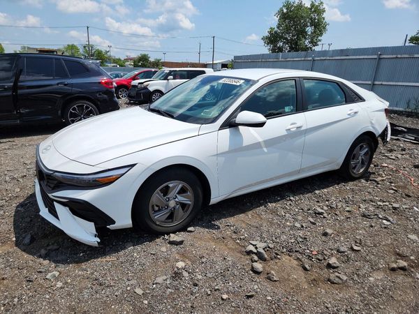 2024 HYUNDAI ELANTRA