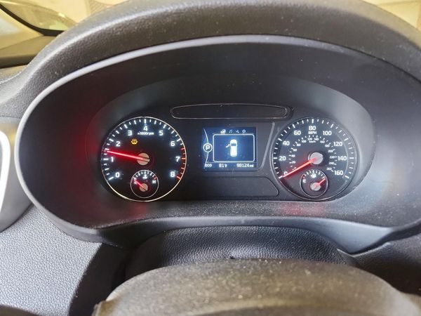2016 KIA SORENTO L / LX