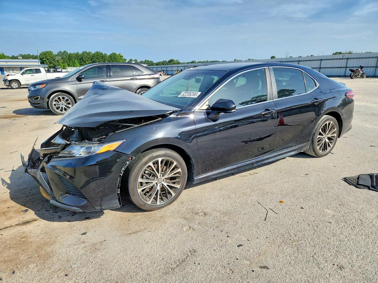 2019 TOYOTA CAMRY