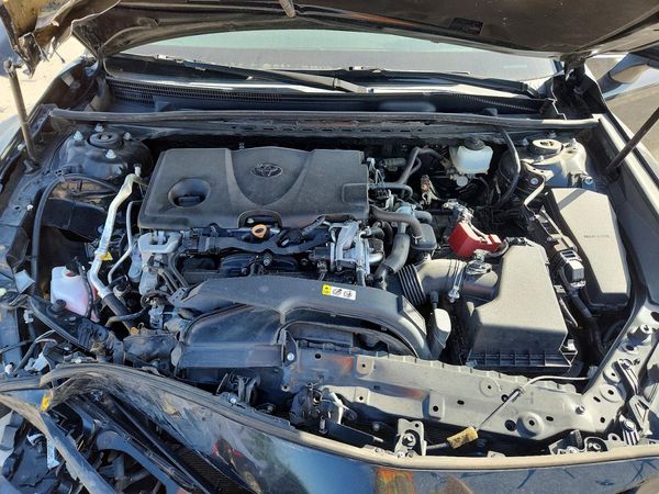 2019 TOYOTA CAMRY