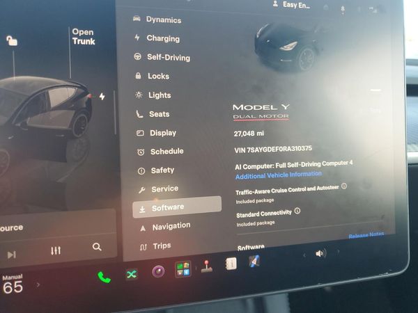 2024 TESLA MODEL Y