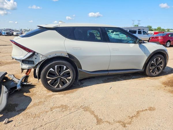 2023 KIA EV6 Light, Wind