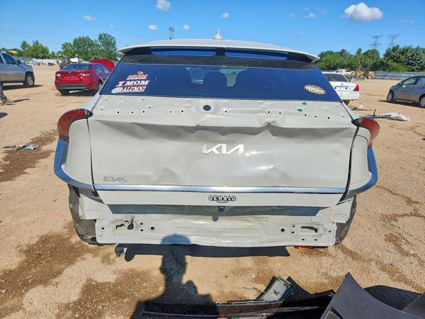 2023 KIA EV6 Light, Wind