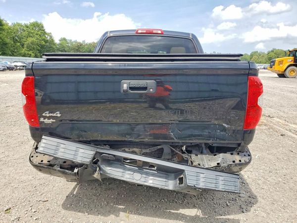 2018 TOYOTA TUNDRA Limited
