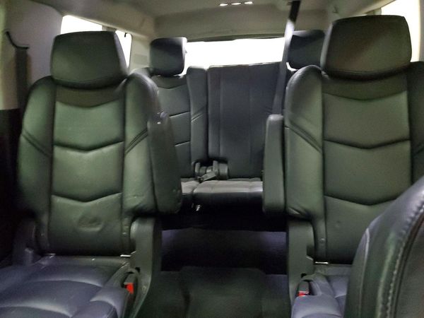 2019 CADILLAC ESCALADE ESV Luxury