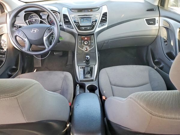 2016 HYUNDAI ELANTRA