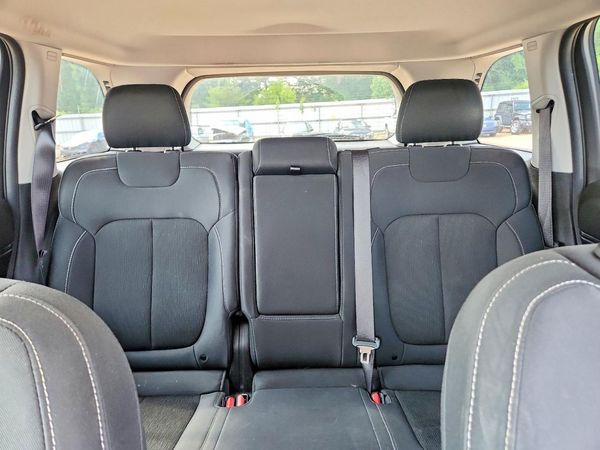 2023 JEEP GRAND CHEROKEE Laredo, Altitude