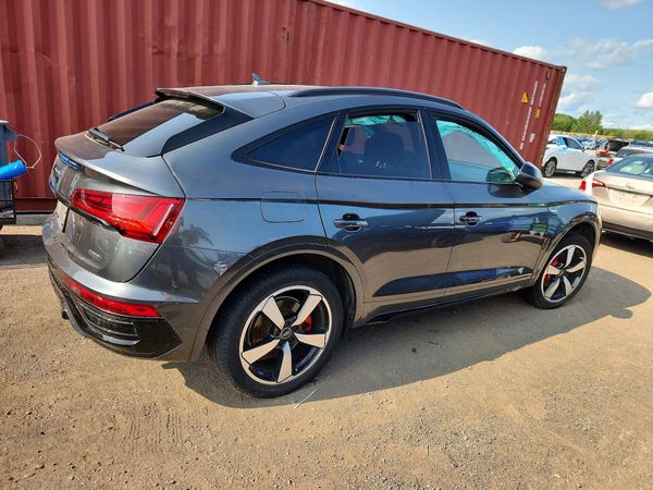 2024 AUDI Q5 S Line quattro Premium