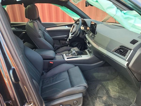 2024 AUDI Q5 S Line quattro Premium