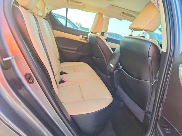 2015 LEXUS CT
