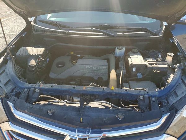 2019 CHEVROLET EQUINOX Premier (1LZ) — Engine bay