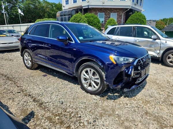 2021 AUDI Q3 S Line quattro Premium