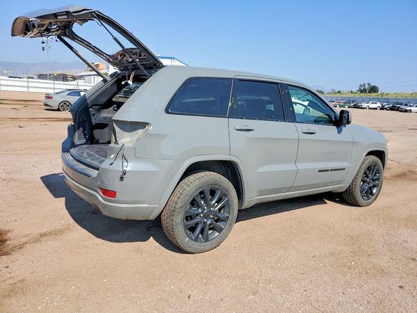 2020 JEEP GRAND CHEROKEE LAREDO 4X4