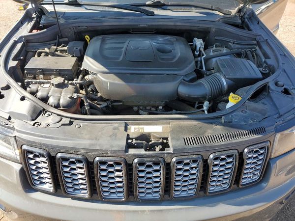 2020 JEEP GRAND CHEROKEE LAREDO 4X4