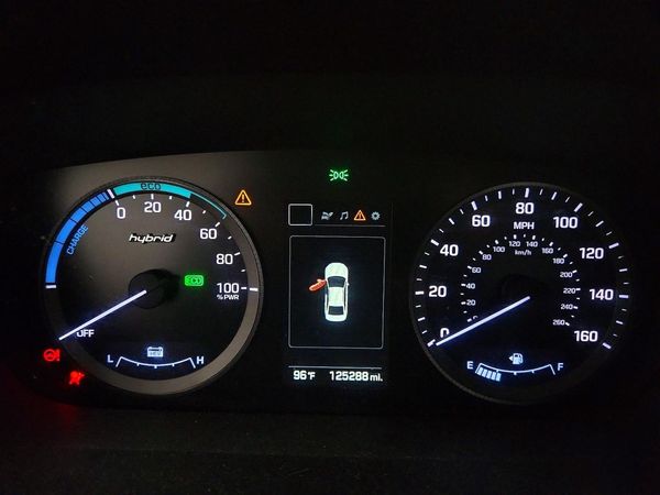 2016 HYUNDAI SONATA GLS (Middle)