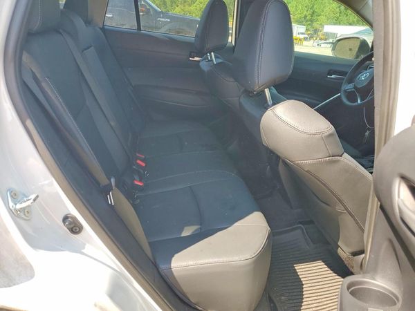2024 TOYOTA COROLLA CROSS XLE