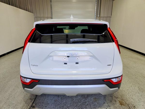 2026 KIA NIRO LX