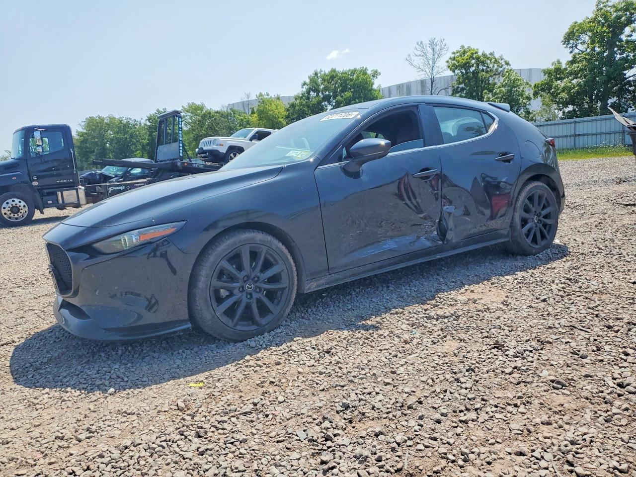 2023 MAZDA 3 Premium Plus Package