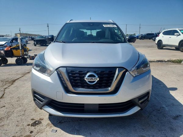 2020 NISSAN KICKS