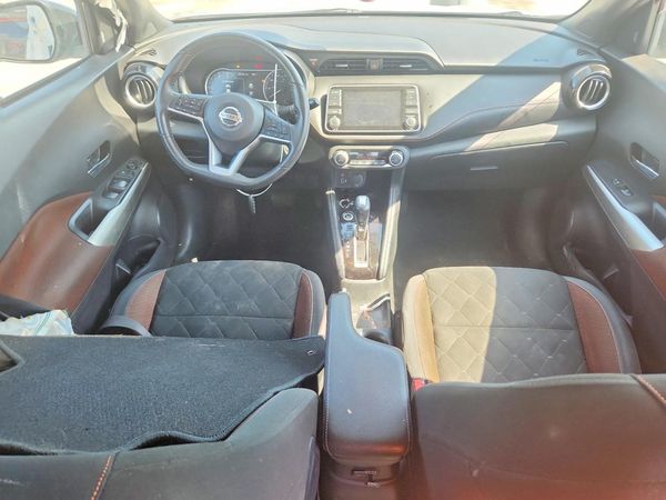 2020 NISSAN KICKS