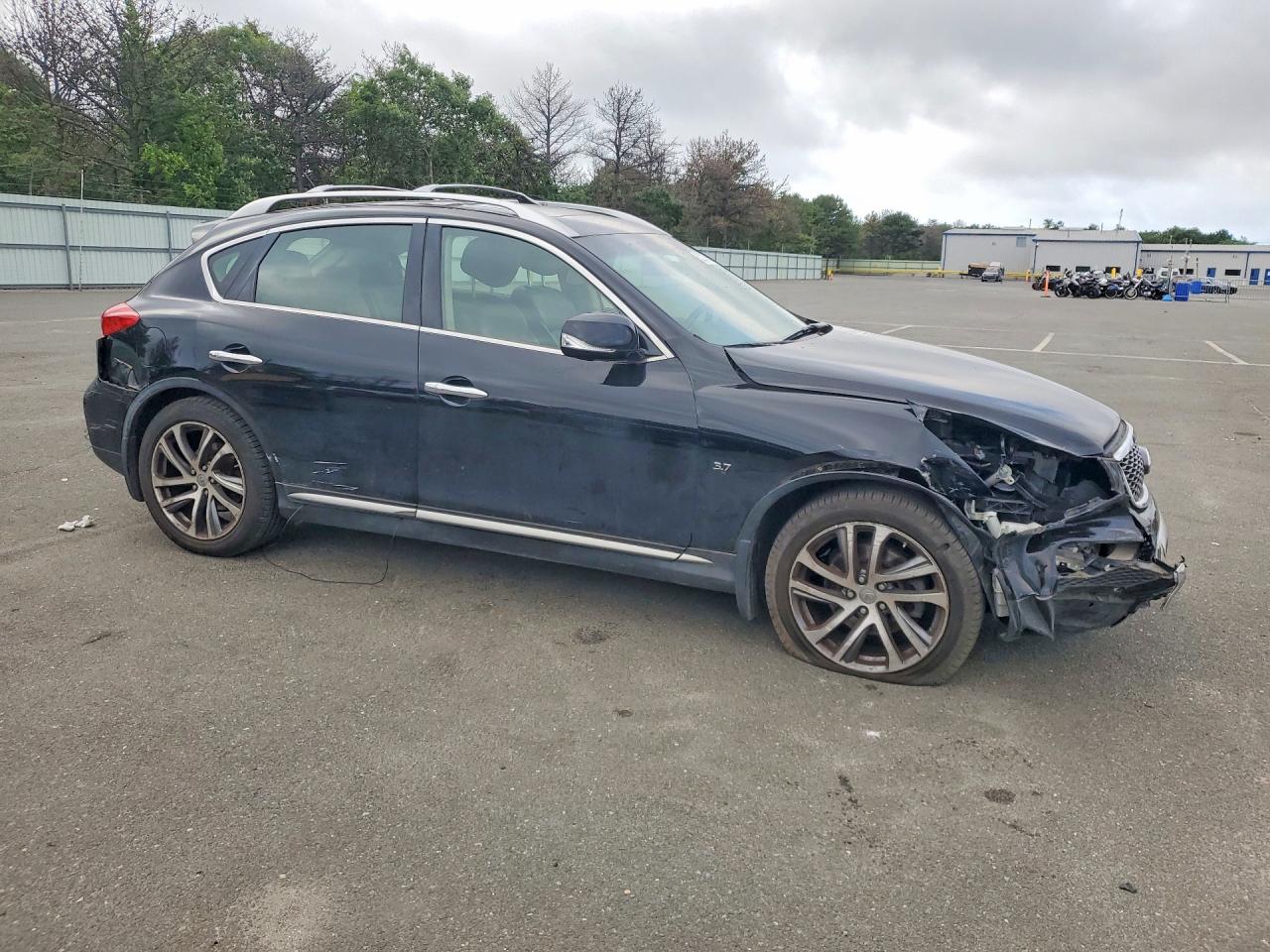 2017 INFINITI QX50