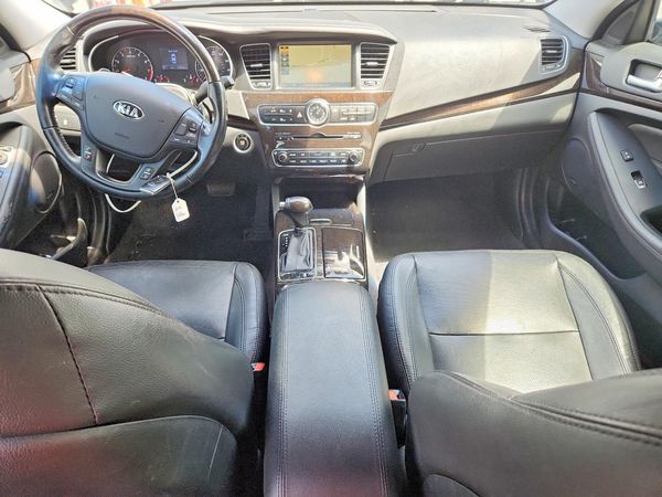 2016 KIA CADENZA Luxury