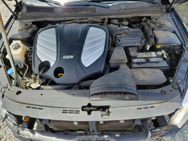2016 KIA CADENZA Luxury