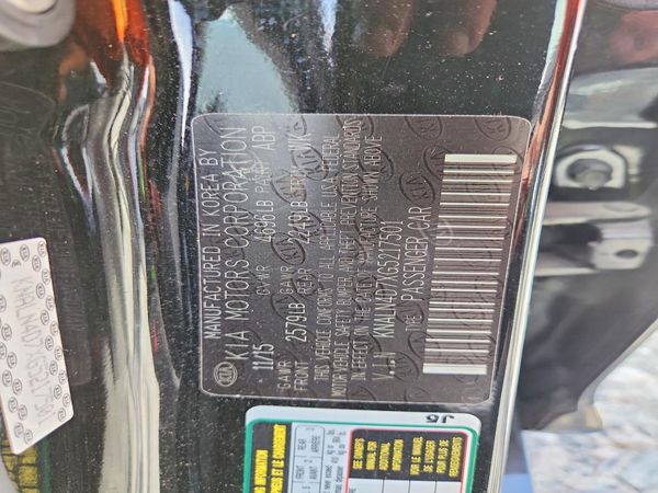 2016 KIA CADENZA Luxury