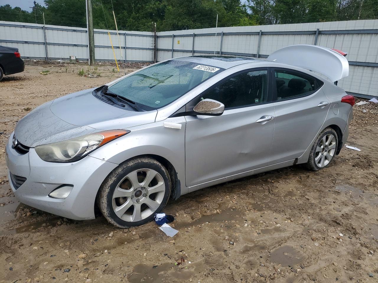 2013 HYUNDAI ELANTRA