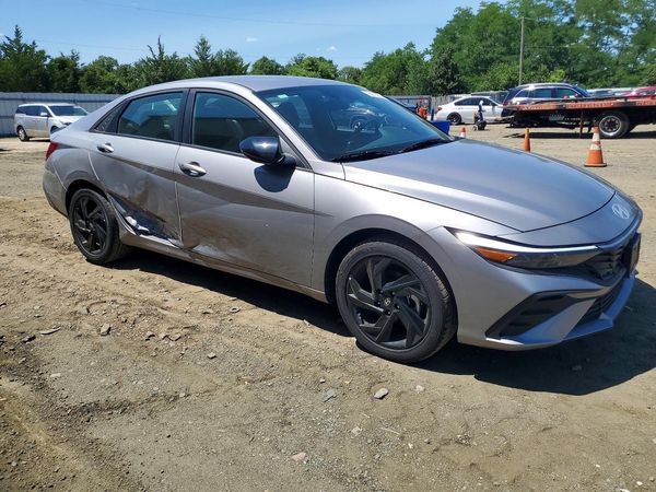 2026 HYUNDAI ELANTRA