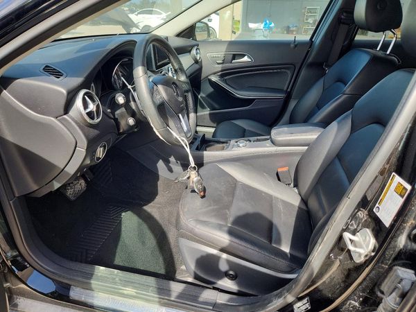 2015 MERCEDES-BENZ GLA-CLASS GLA250 4-MATIC — DENT