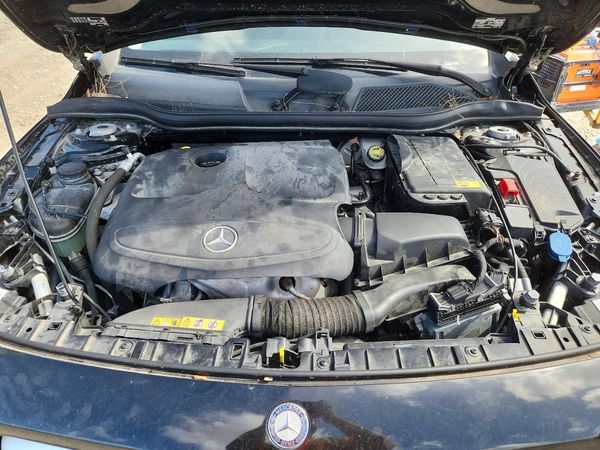 2015 MERCEDES-BENZ GLA-CLASS GLA250 4-MATIC — Engine bay