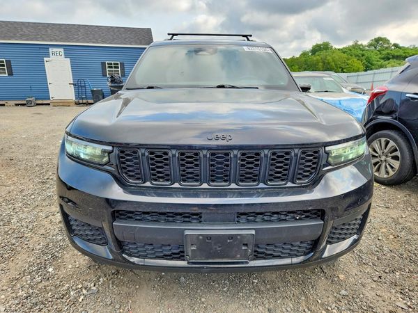 2022 JEEP GRAND CHEROKEE L LAREDO 4X4