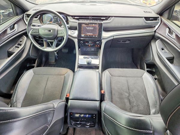 2022 JEEP GRAND CHEROKEE L LAREDO 4X4