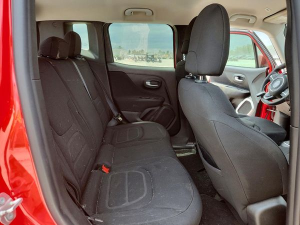 2019 JEEP RENEGADE LATITUDE 4X2