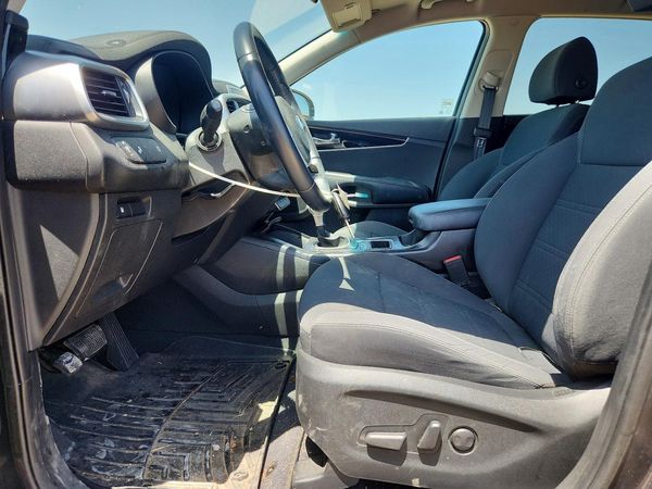 2020 KIA SORENTO L, LX, S