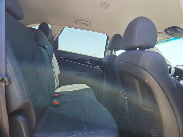 2020 KIA SORENTO L, LX, S