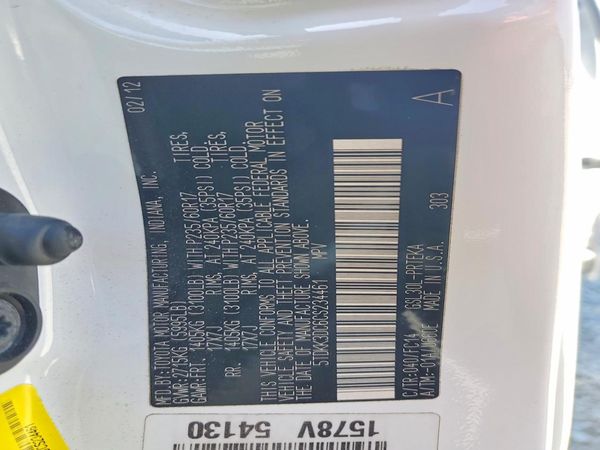 2012 TOYOTA SIENNA