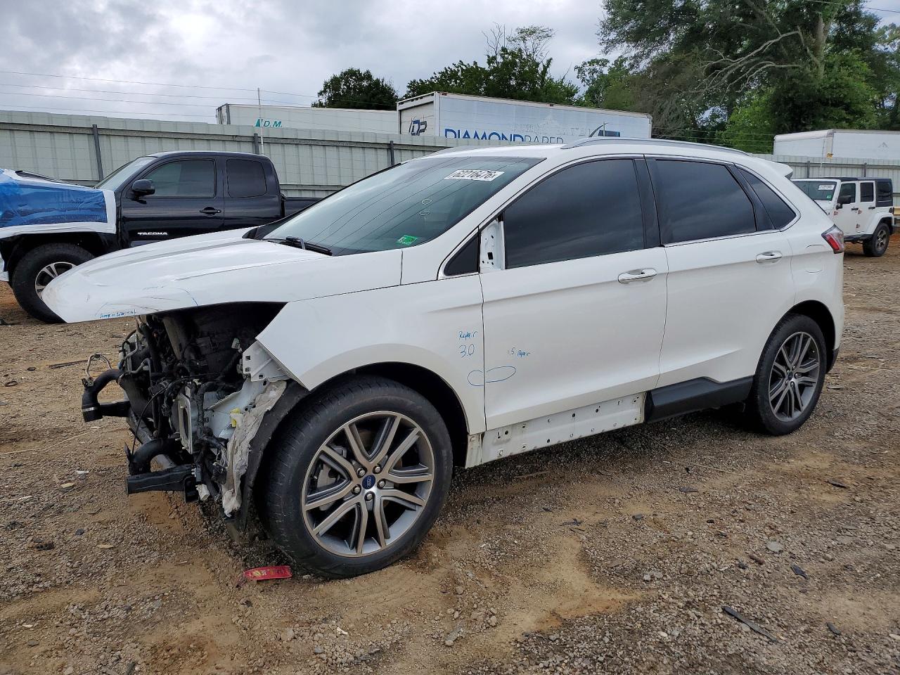 2021 FORD EDGE Titanium