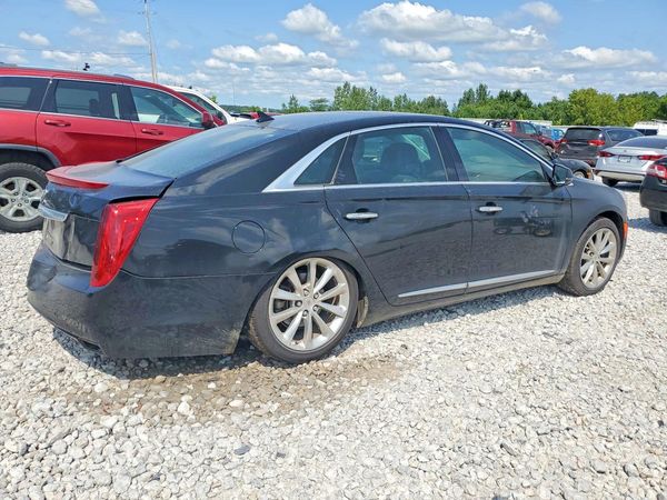 2014 CADILLAC XTS Luxury