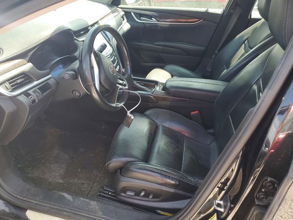 2014 CADILLAC XTS Luxury