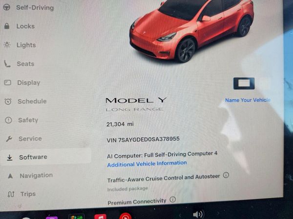 2025 TESLA MODEL Y