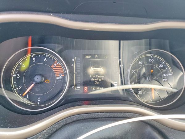 2016 JEEP CHEROKEE Latitude/Longitude/North