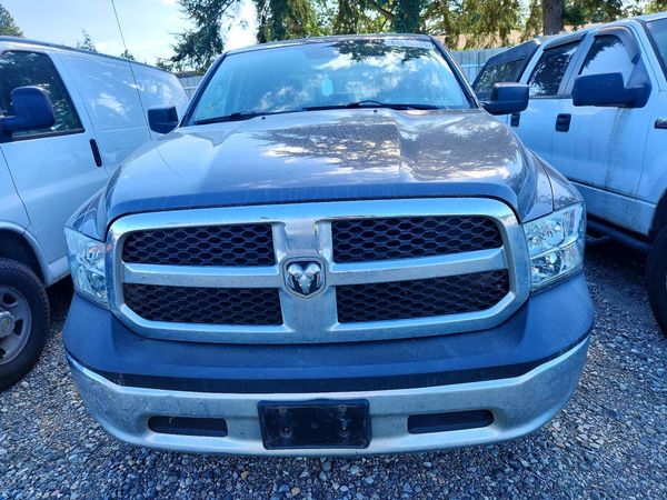 2014 RAM 1500 ST CREW CAB 4X4