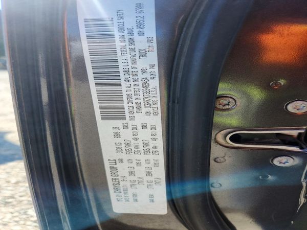 2014 RAM 1500 ST CREW CAB 4X4